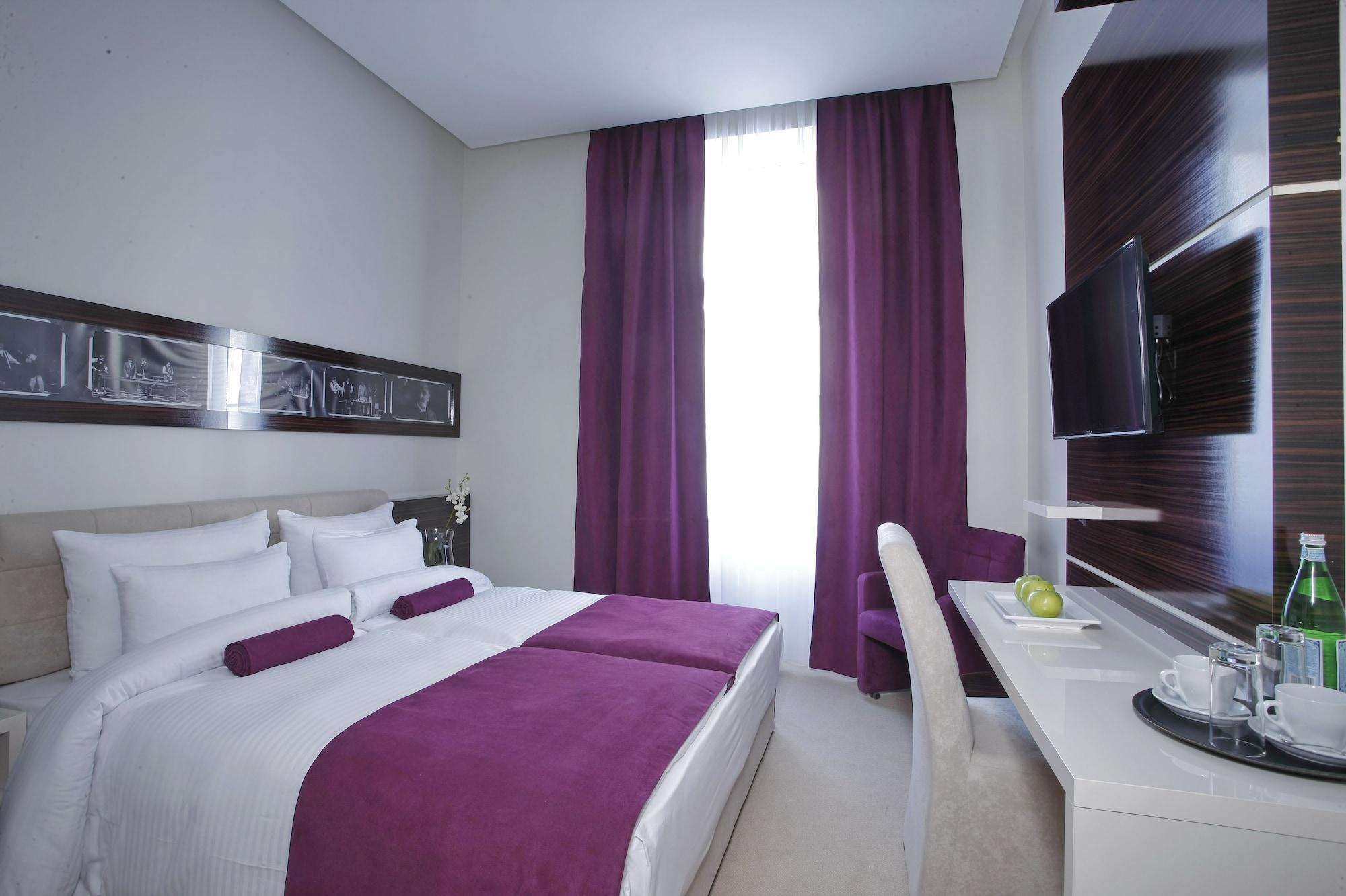 Hotel Theater Belgrade Garni Экстерьер фото